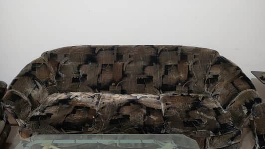 7 seater used sofa set in good condition