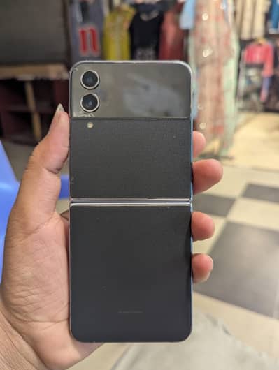 Samsung Galaxy z flip 4