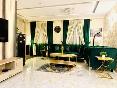 1 Bedroom VIP Full furnish flat per day available in Bahria town Lahore 0300 4561276