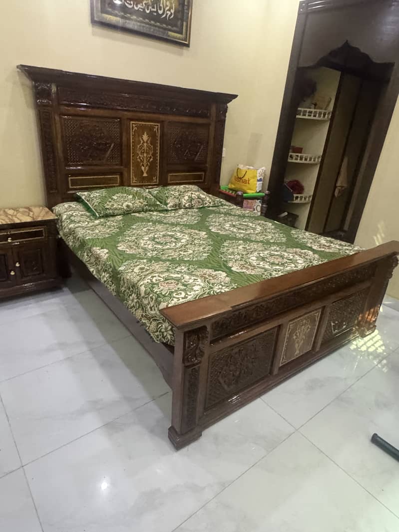 Complete Bed With Dressing 3