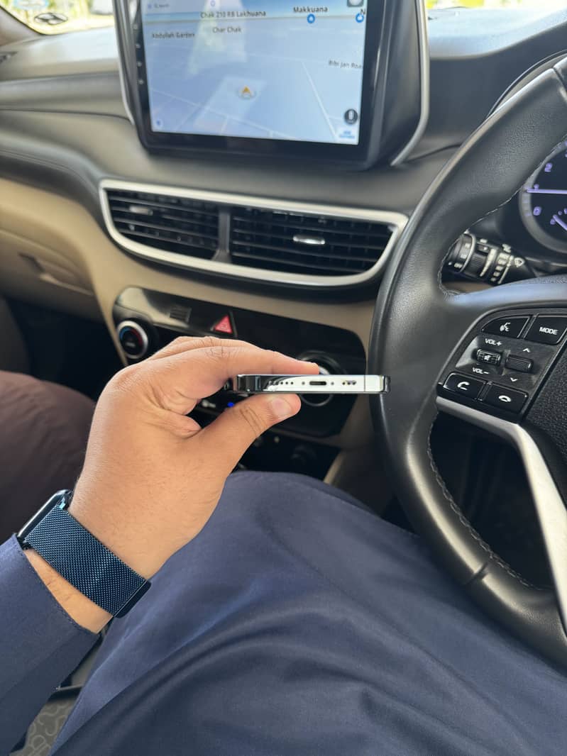 IPHONE 12 PRO 5
