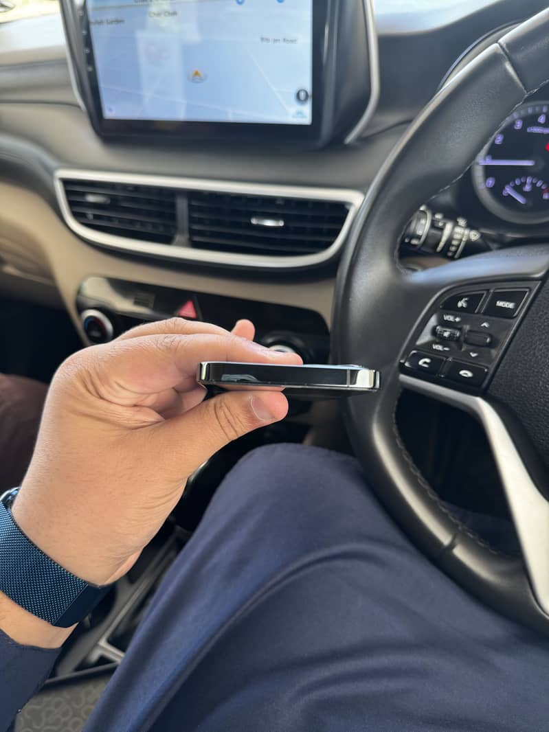IPHONE 12 PRO 4