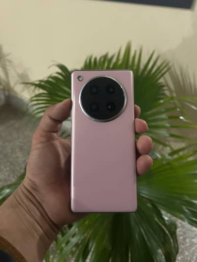 Infinix zero 40 8+8/256