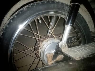 Urgent sale My bike Name Target sealed engine