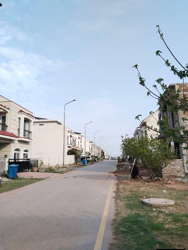 H Block 5 Marla Plot 3