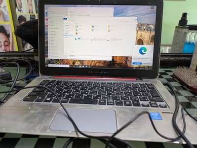 Hb labtop light book