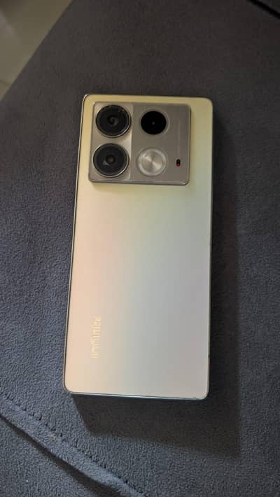Infinix note 40 10/9 for sale
