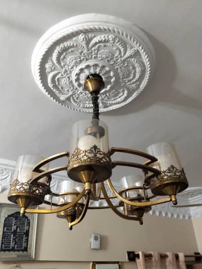 Chandelier Fanoos with 5 pieces wall lights
