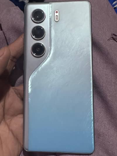 Tecno camon 40 8/256  03126773849