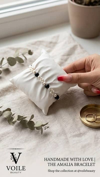 Elegant Handmade Pearl & Black Bead Bracelet for Women - Brand New