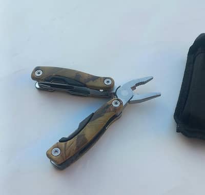 Bushcraft Pro Tactical Multi-Tool - Premium Wood