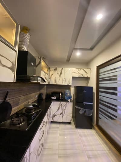 Daily basis luxury hotelApartments perday rent 12k