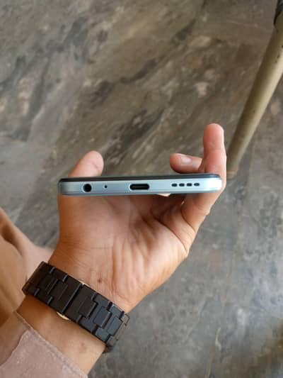 vivo y 33s all original set complete box 8/128 condition 10/10