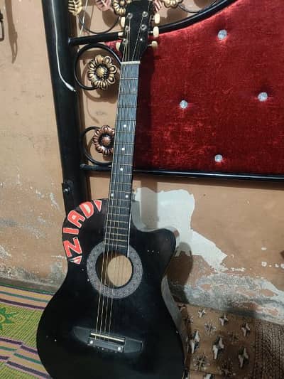 10/9.5 good condition new strings