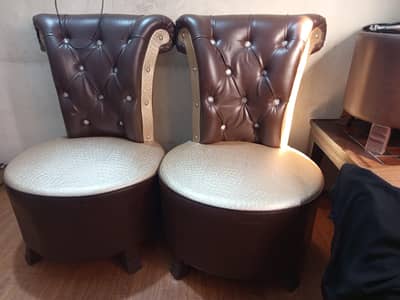 10 by 9.5 condition ok lush 2 chair and one coffee set table