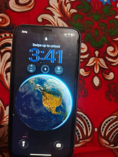 Scratch less phone 10/10