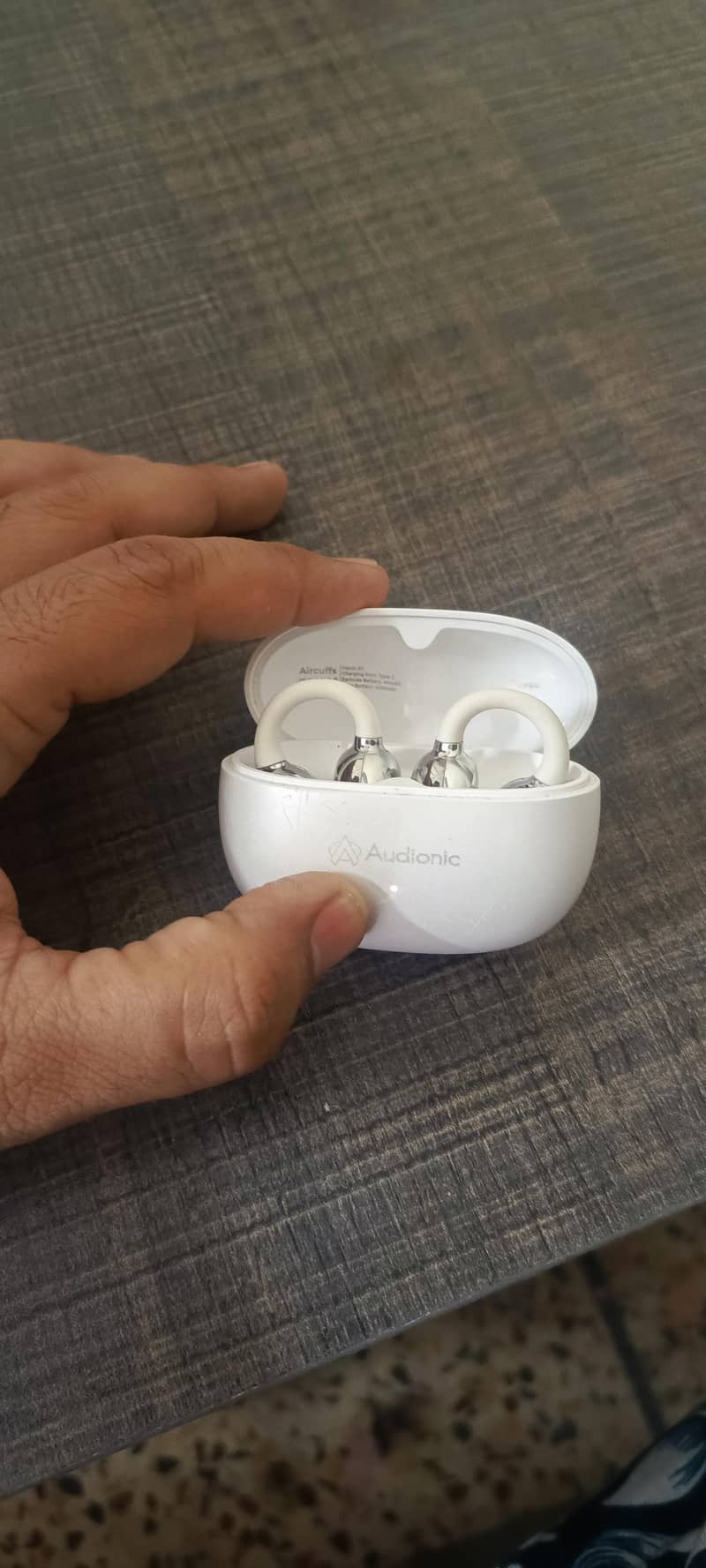 Audionic Aircuff Wireless Earbuds 0