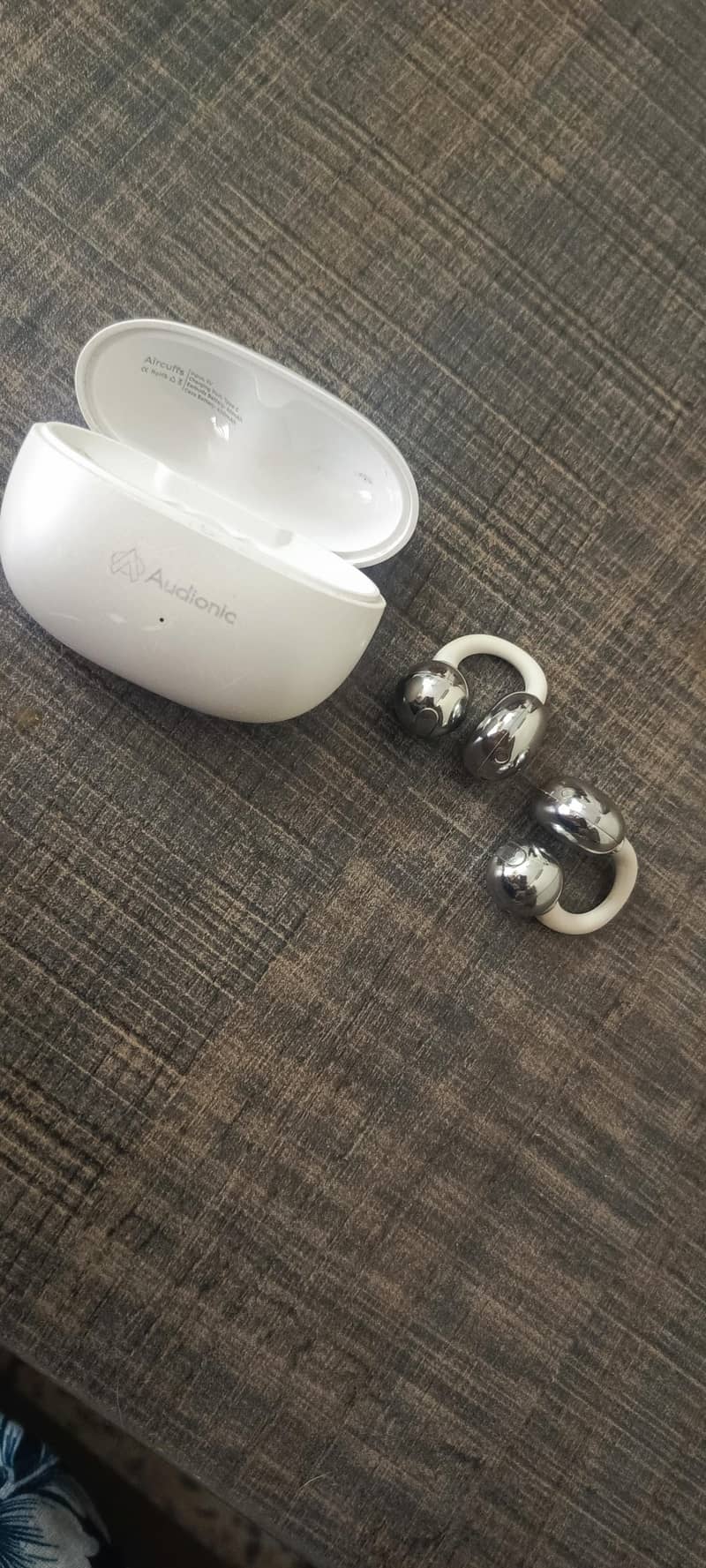 Audionic Aircuff Wireless Earbuds 4