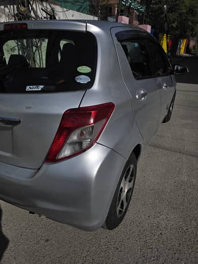 Toyota Vitz 2013