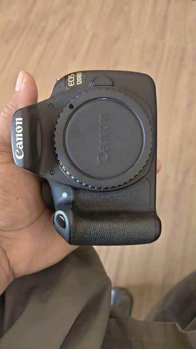 Canon 1200D DSLR