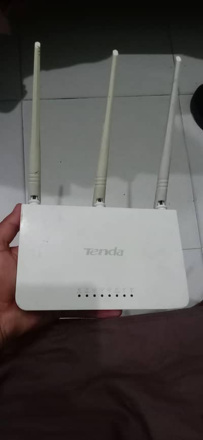 Tenda T3 Router 100% Working Condition