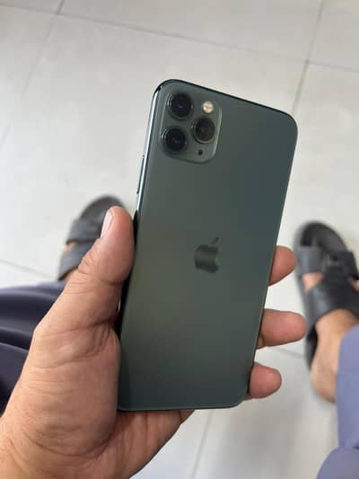 11 pro max pta approved dual sims 256gb 10/9.5 condition with box