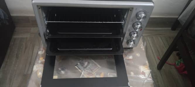 Electric oven