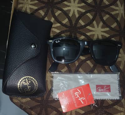 100% Ray-Ban original glasses