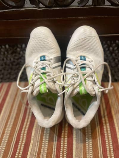 kokabura spikes size uk9