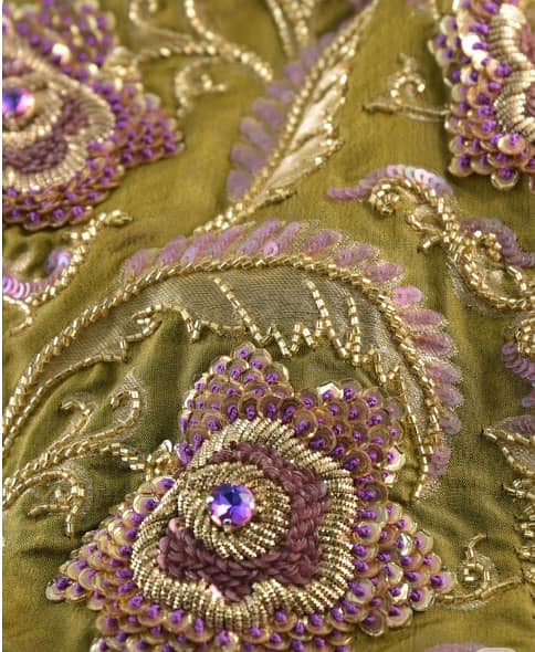 زری اور زردوزی کے ماہر کاریگر درکار ہیں 0