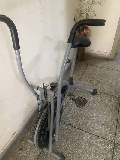 Imported Cardio Cycling Machine in excellent condition