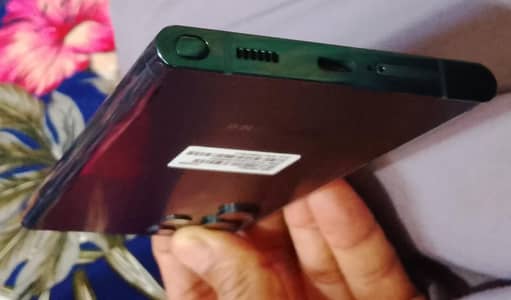 Samsung Ultra 22 10 by 10 condition