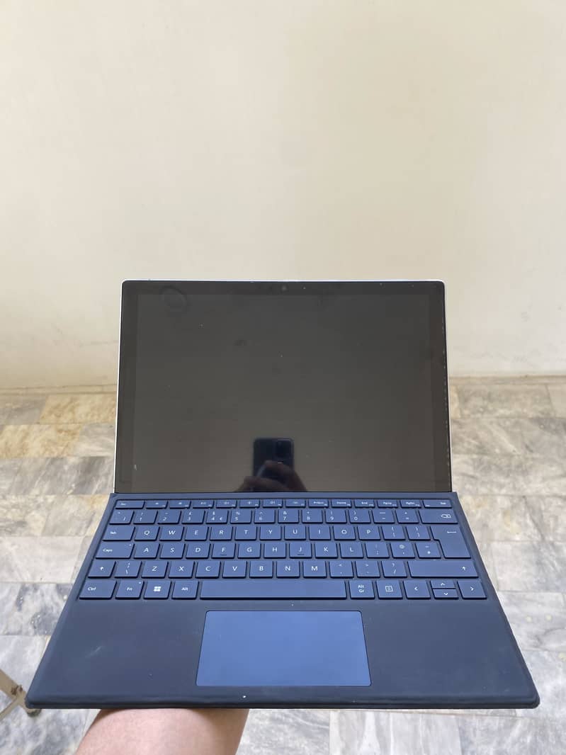 Microsoft SURFACE 5 Pro 0