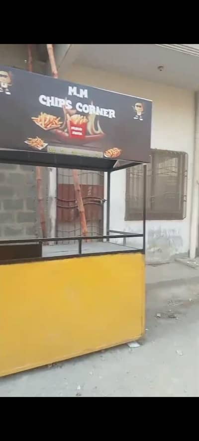 rent pr bhi available hy Brand New 10/10 counter with all fries saman