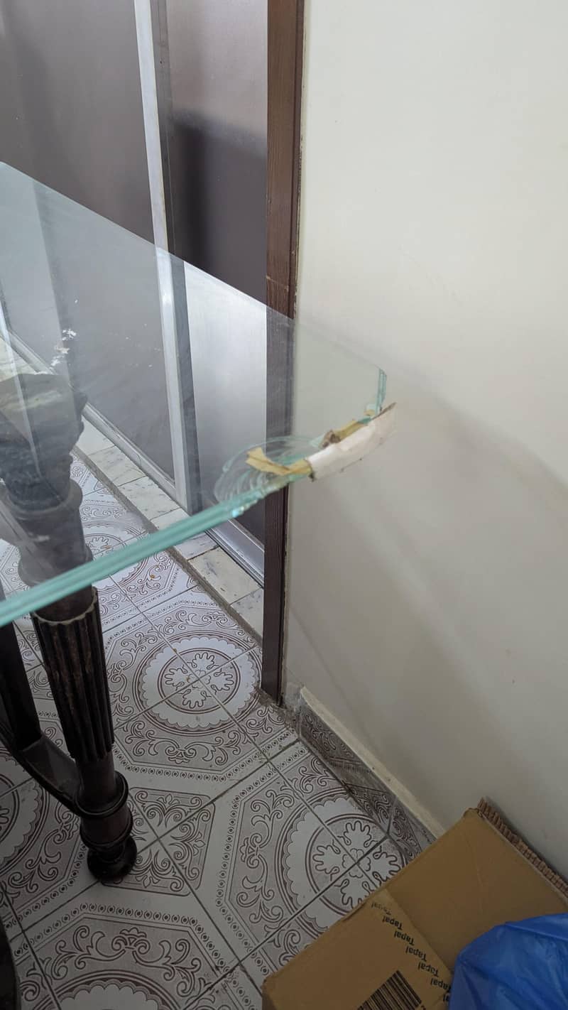 Dining Table 5seater 3