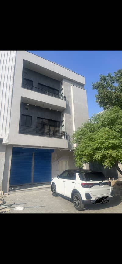 5 marla commercial 1st and 2nd floor available near Pine Avenue