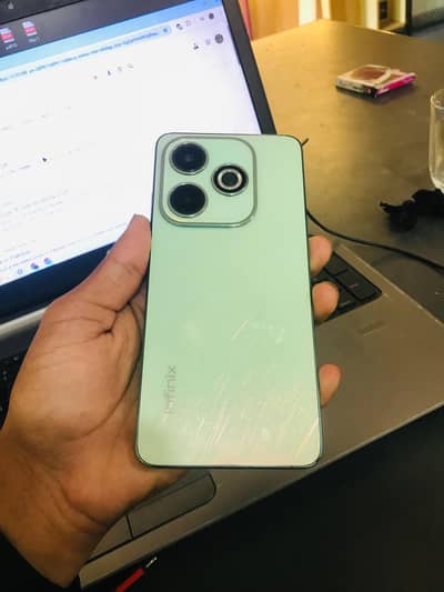 Infinix hot 40i 8/128