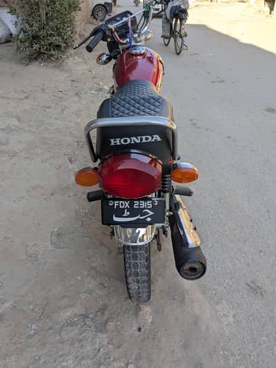 Honda 125 Model 15