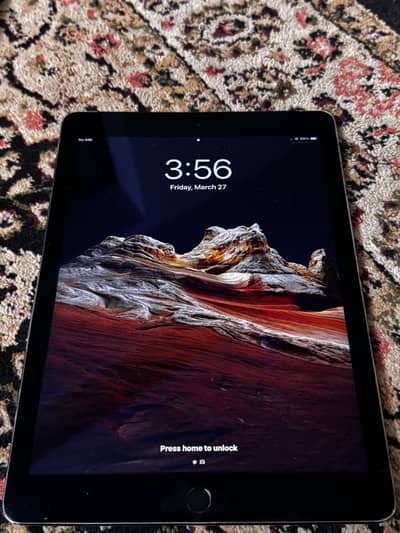 Apple iPad Air 2 | 64 GB | 8/10 Condition