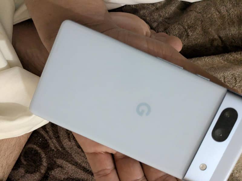 Google Pixel 7A 4