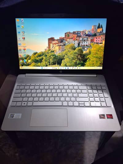 HP Slim Laptop Ryzen 5 5000  10/10 Condition for Sale