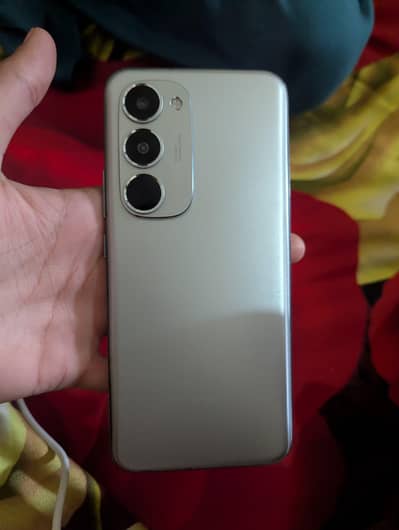 spark 40 pro plus