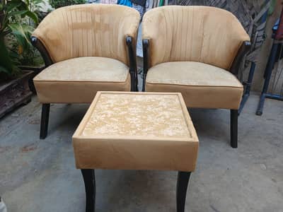 2 room chair & 1table