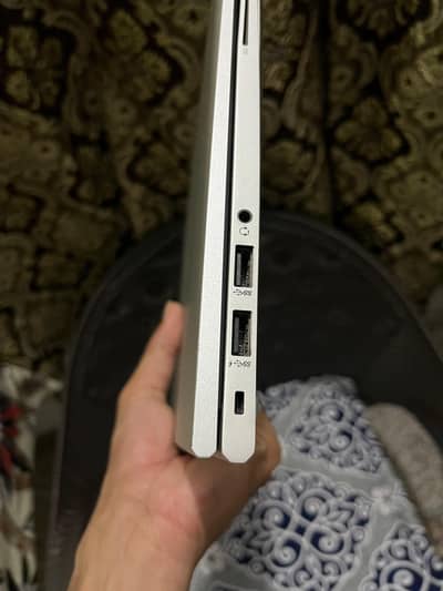 Hp laptop i5 10th generation model no G7 840 for sale