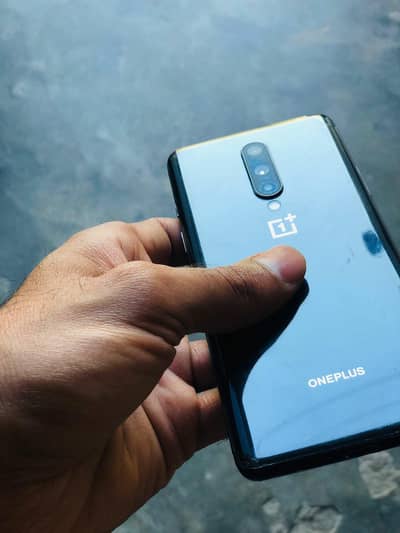 one plus 8 8 Gb Ram 128Rom All ok .