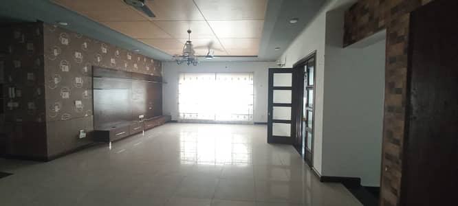 1 knal ground portion available for rent in bahria town phase 1