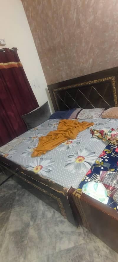 king size bed with madicated mattress for sale miror price alg Hy 5000