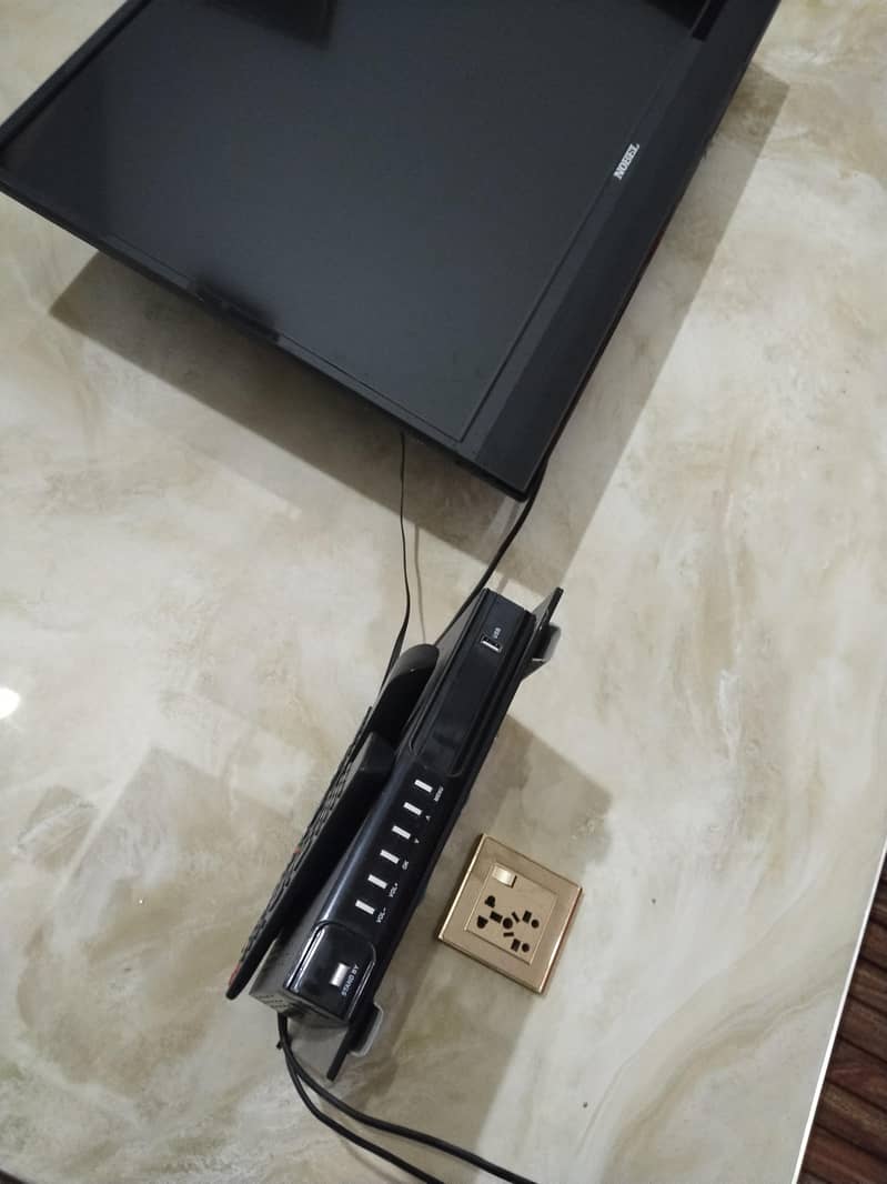 Dish Complete Set 10/10 3