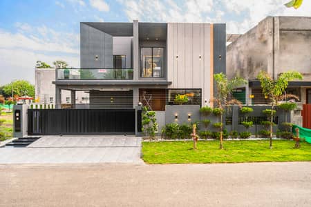 TASK EST OFFER : 1 Kanal Brand New Designer House Good Location For Sale In Phase 7 DHA