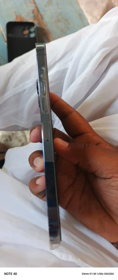 I phone 13 pta max pta